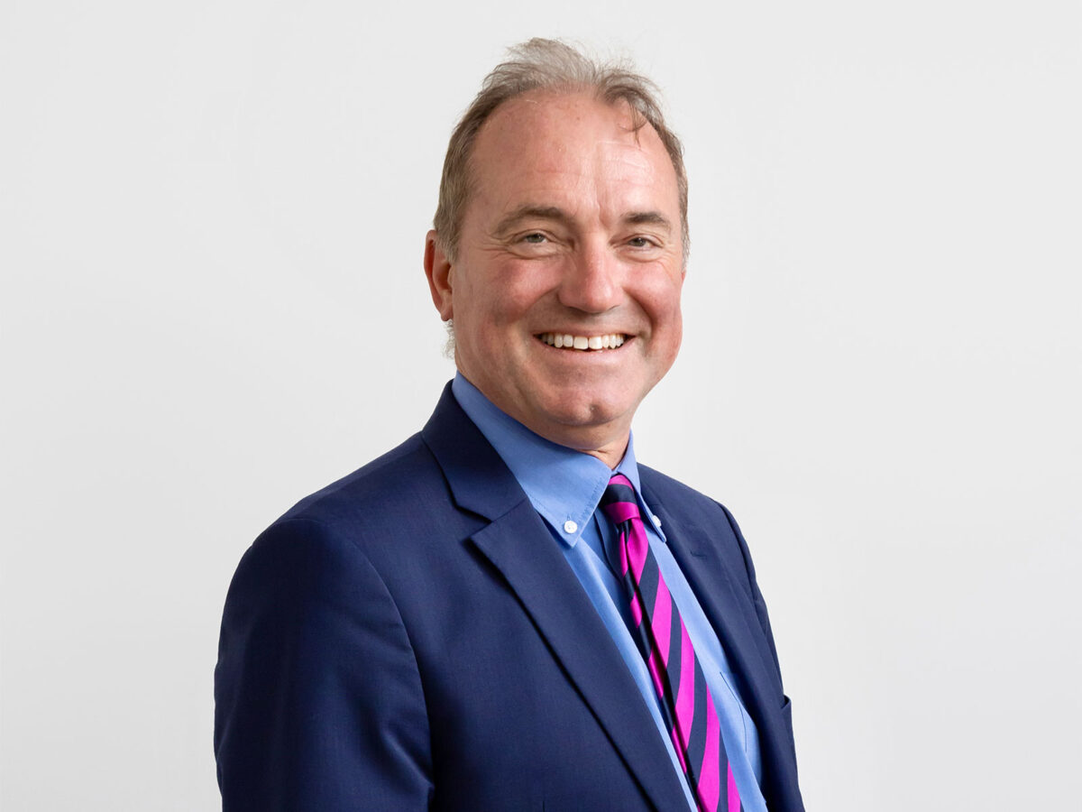 About Simon Dinsdale